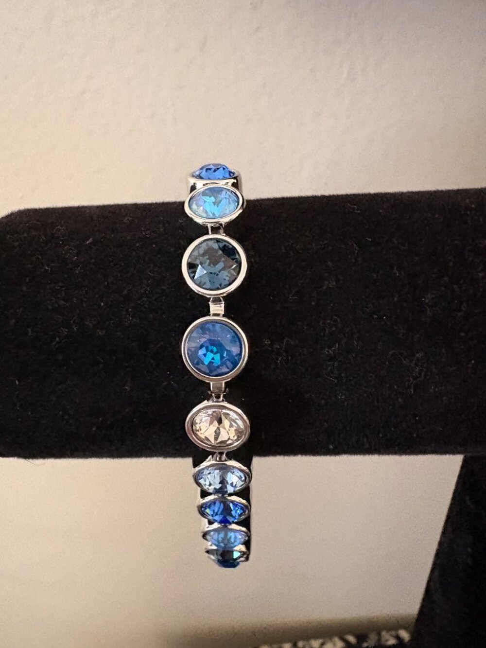 Touchstone Crystal Rain Ice Bracelet, new in box. - Picture 3 of 8